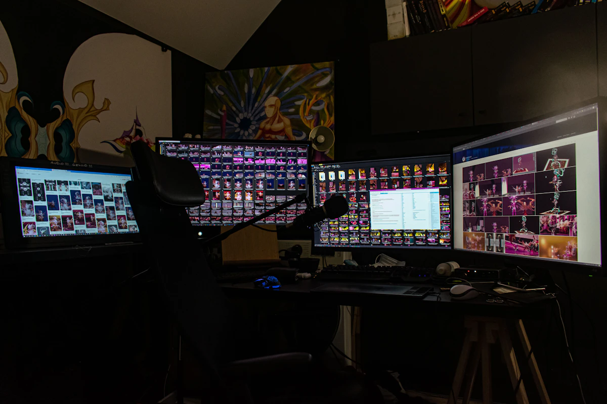 Trading desk with multiple monitors